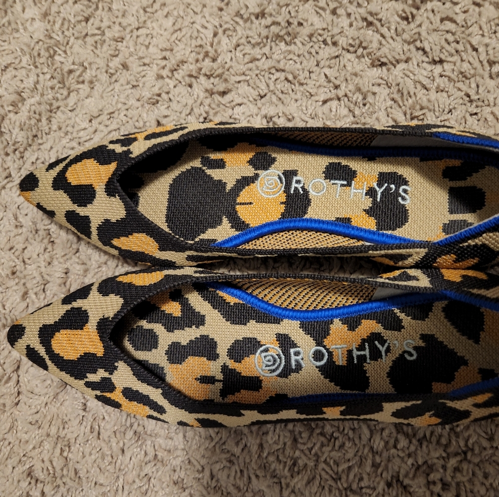 Rothys Big Cat Points